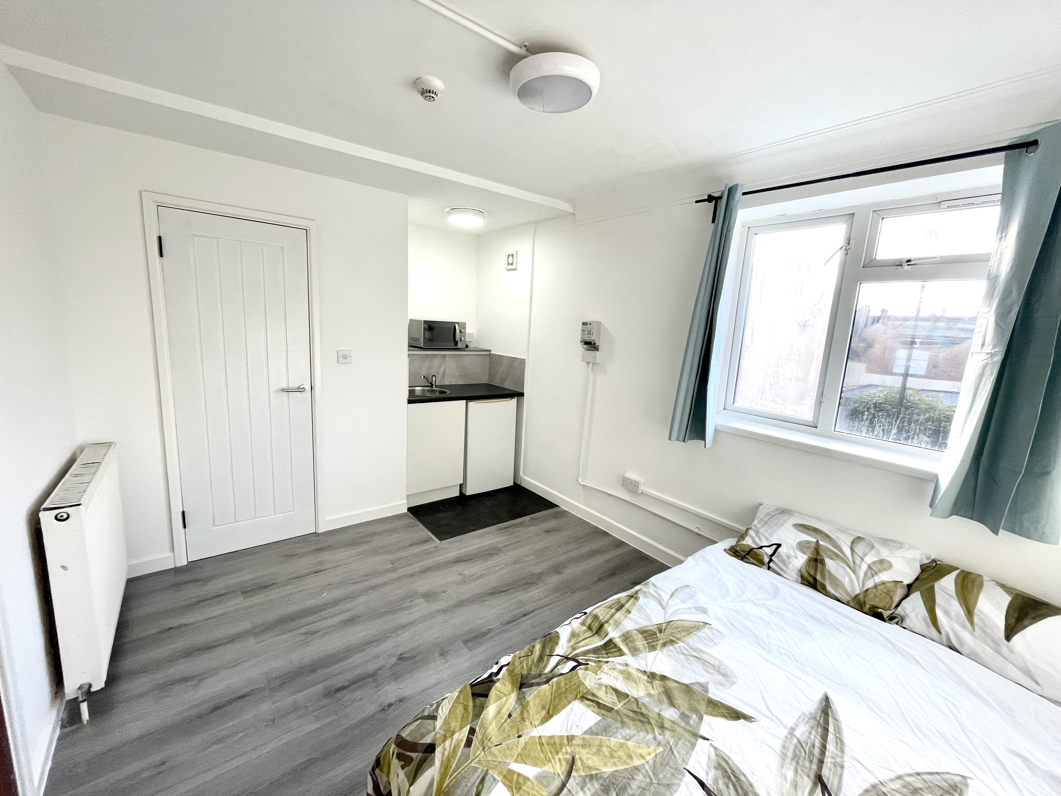 Studio in Dudley (DY1 1LY)